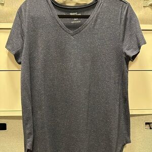 Grace & Lace Women's Heathered Blue V-Neck Tee